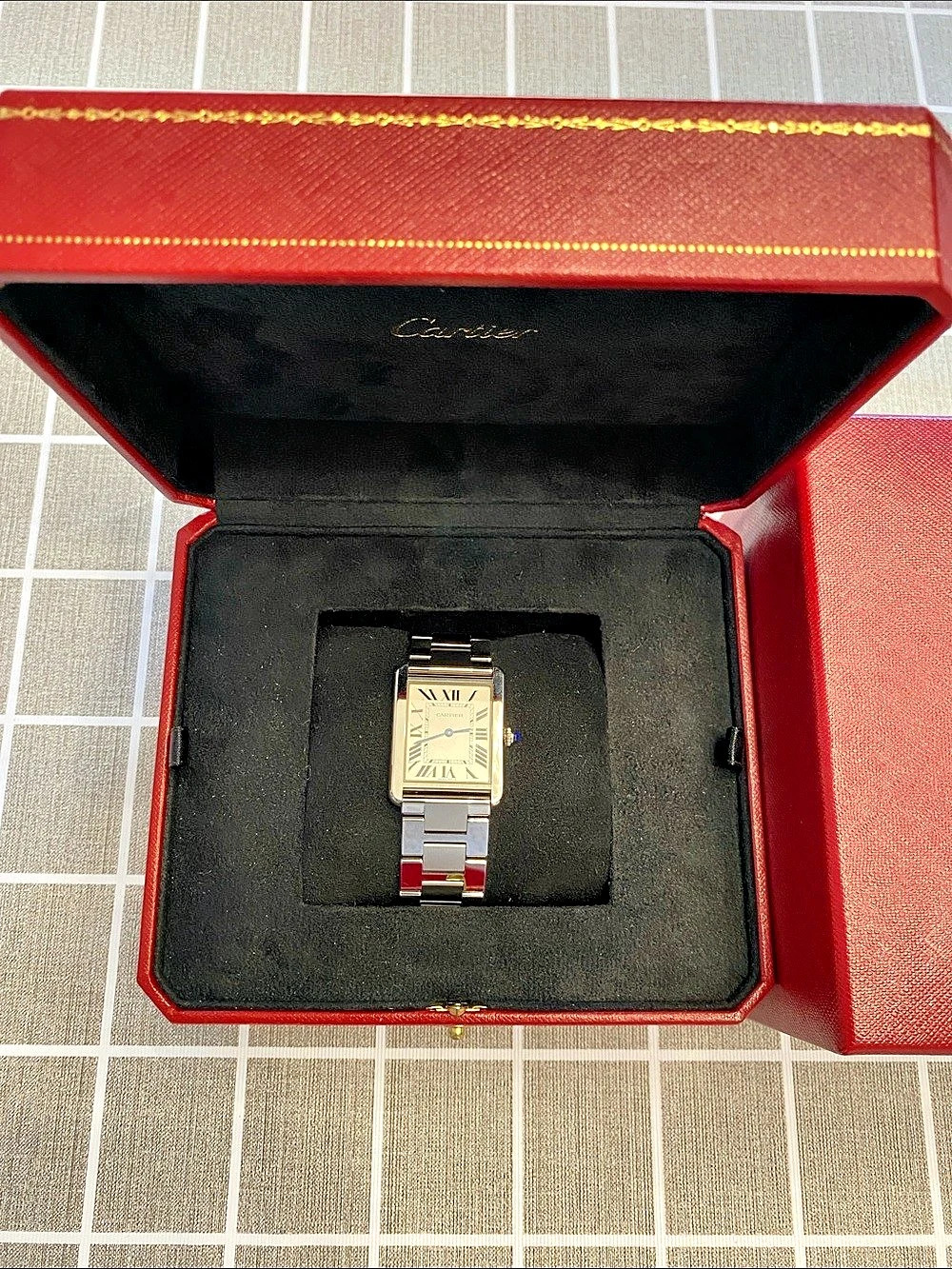 Cartier Tank Solo Large Model Steel Quartz Movement